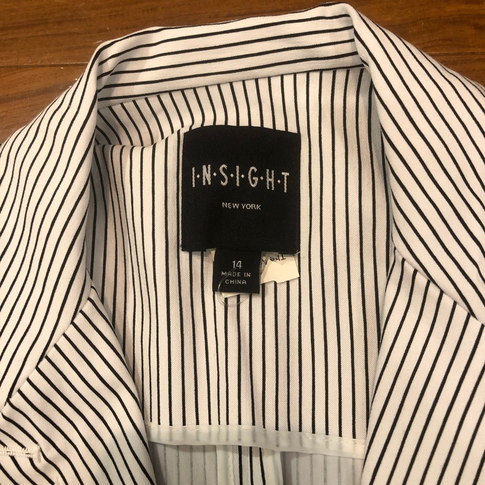 Striped blazer - Picture 2 of 3